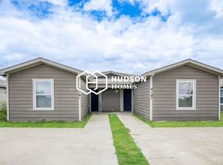 419 County Line Rd #B, Mabank, TX 75147