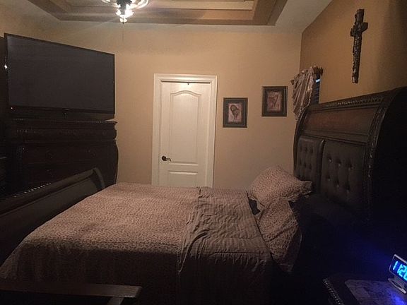 5th image of 3205 Crimson Ave