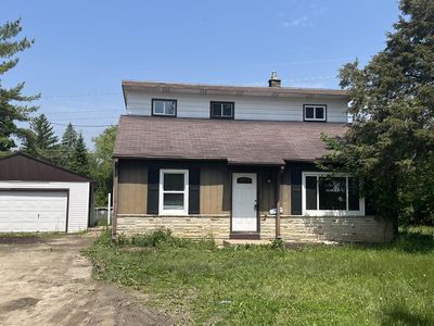 S87W22400 Forest Home AVENUE, Big Bend, WI, 53103