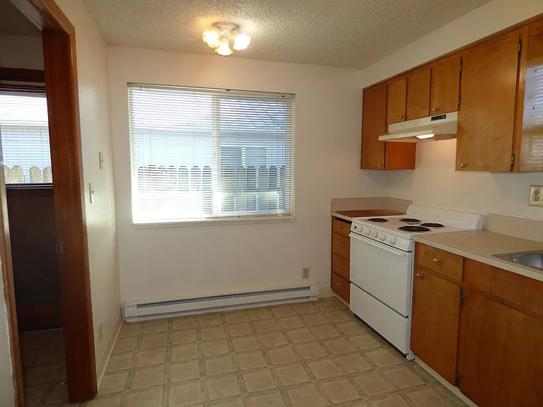 1375-1377 Franklin St NW — Photo 5