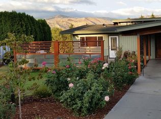1724 Country Club Dr, East Wenatchee, WA 98802