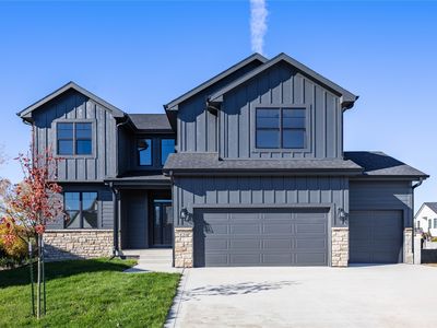 426 Stillwater Ct, West Des Moines, IA, 50265