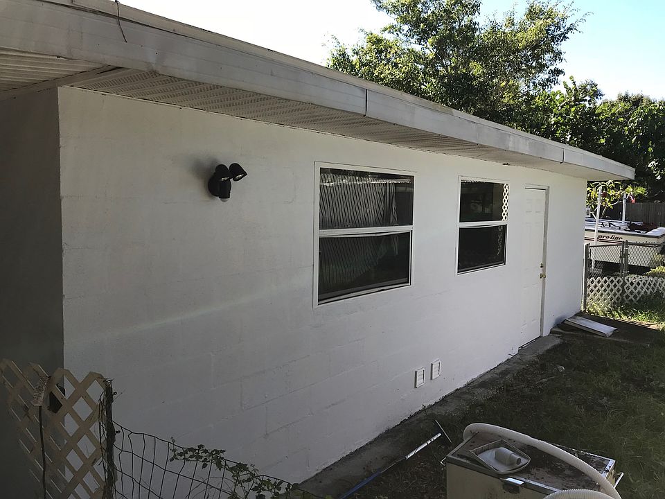 2nd image of 1204 16th Ave W