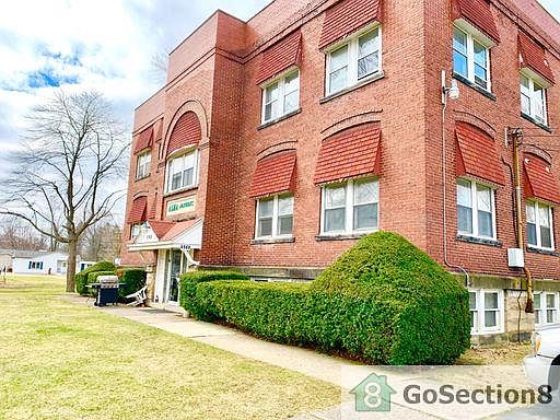 2nd image of 6968 Lake Ave APT 2