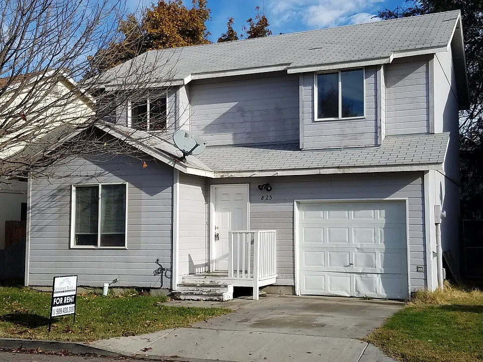 825 S Elm St