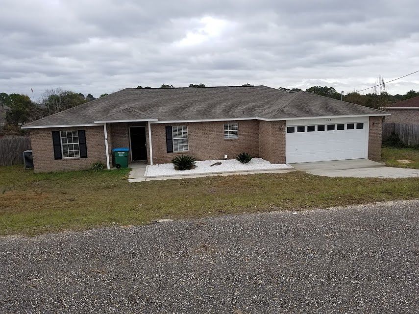 1st image of 228 Trish Dr