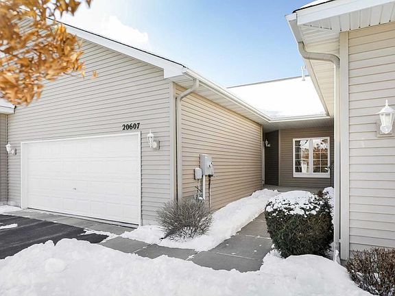 2nd image of 20607 Cypress Dr
