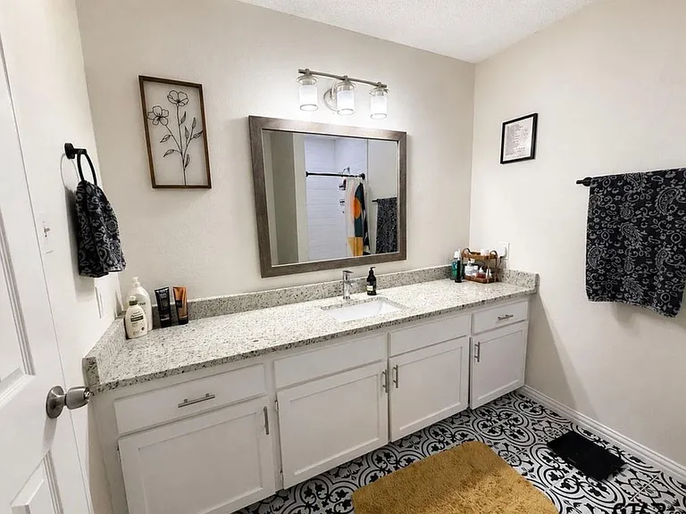 22733 Creekwood Dr — Photo 5