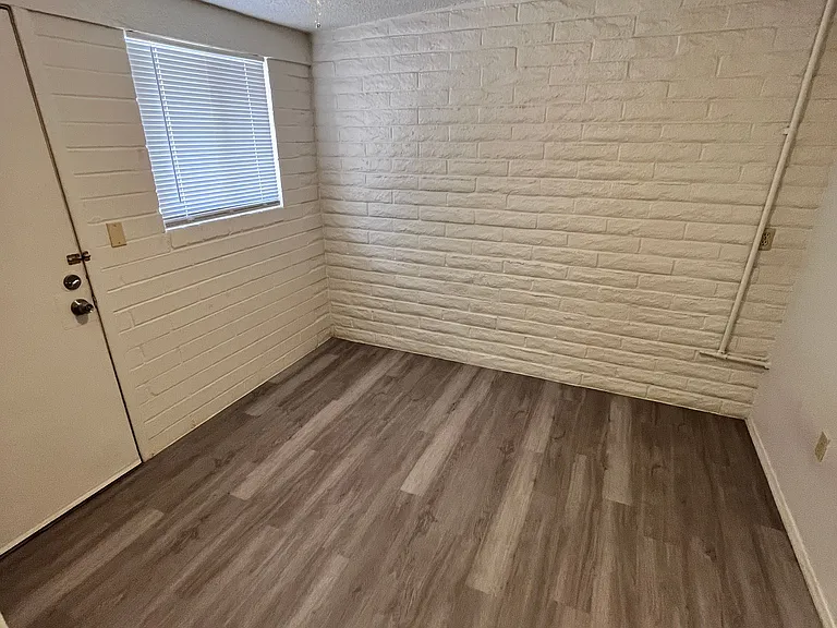 730 E Limberlost Dr #111B — Photo 12