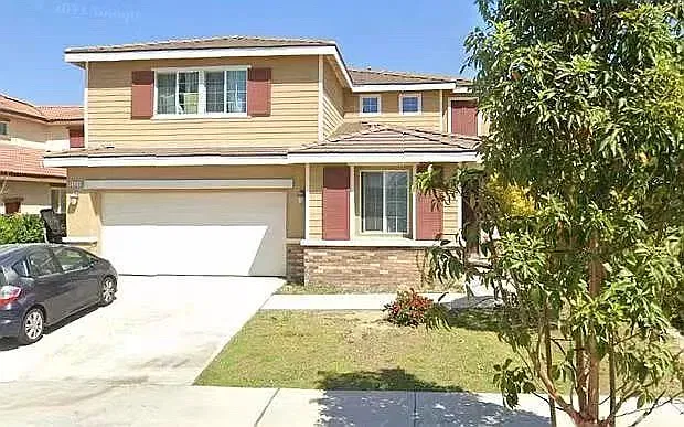 4 bed, 2448 sqft, $3,400 — Photo 1