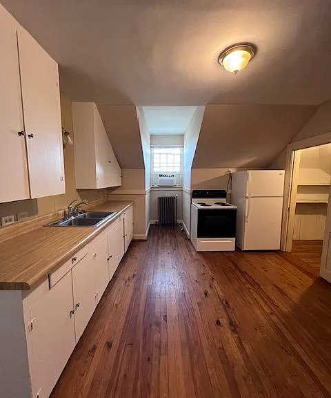 310 Washington St #9 — Photo 27