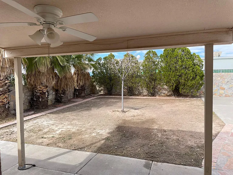 12133 Desert Quail Ave — Photo 5