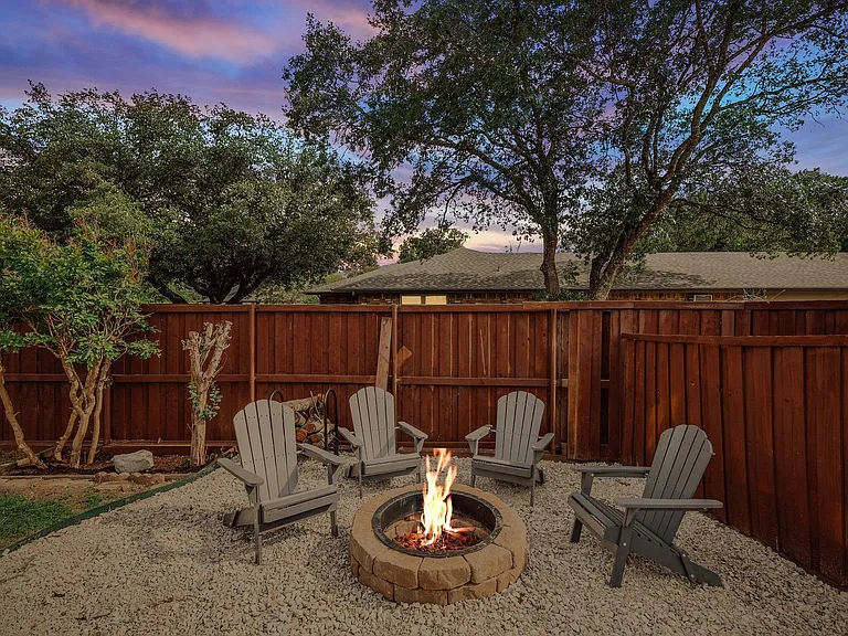 334 Lisa Ln — Photo 45