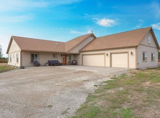 6621 W Herman Rd, Deer Park, WA 99006