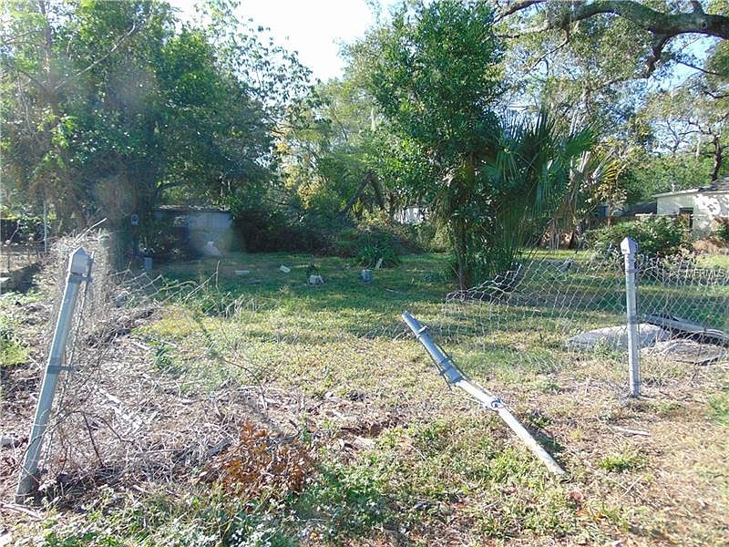 1st image of 809 Hoffman Blvd