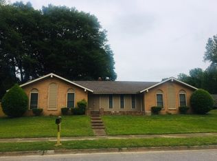 5320 Craigmont Dr, Memphis, TN 38134