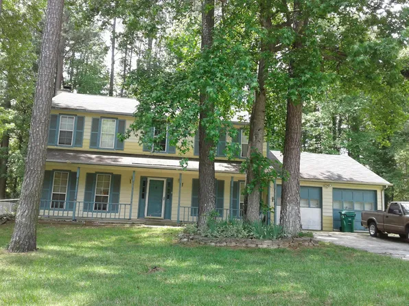 5717 Longbow Dr, Stone Mountain, GA 30087