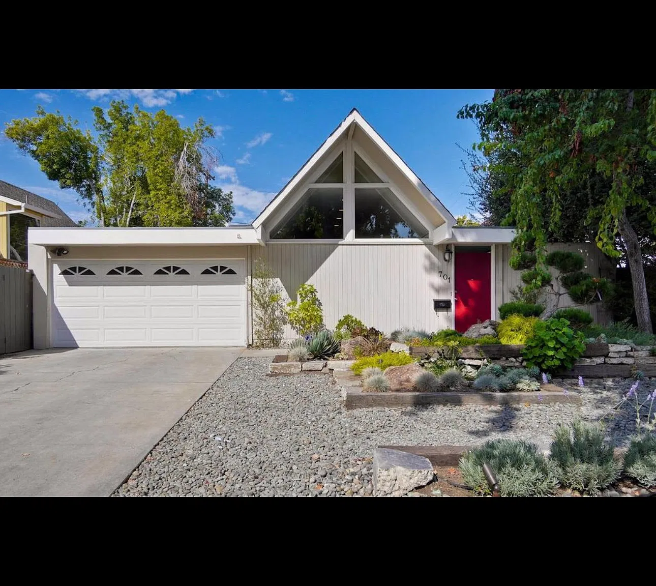 3 bed, 1478 sqft, $5,999 — Photo 1