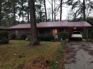 35 Hoy Green Acres Dr, Laurel, MS 39443