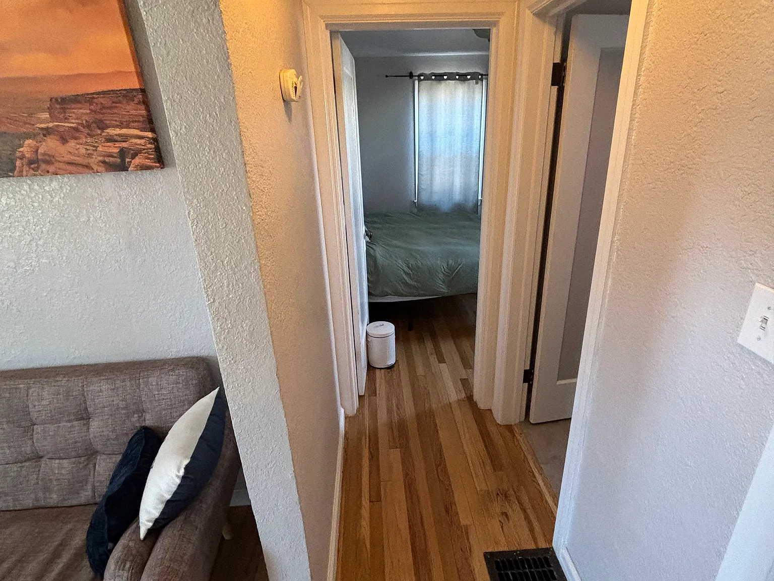 436 Belford Ave — Photo 4