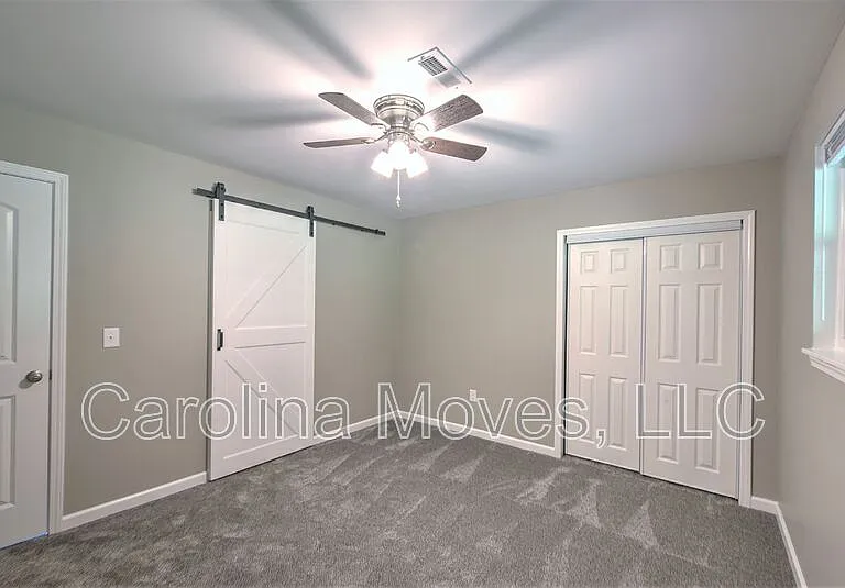130 Pleasant Dr #A — Photo 16
