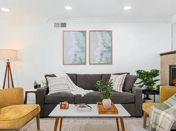 (undisclosed Address), Newport Beach, CA 92661