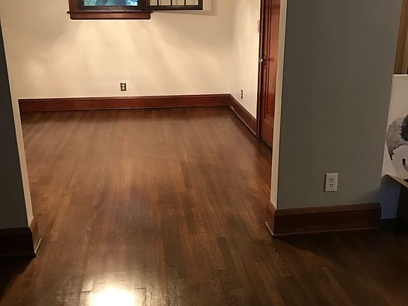Entry into dining room