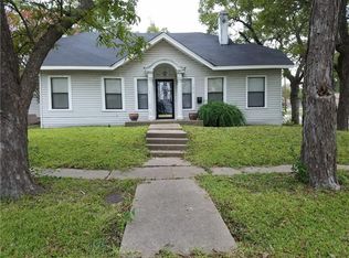 1015 E McLennan Ave, Mart, TX 76664