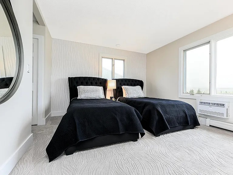 5736 Hilltop Way #5736 — Photo 32