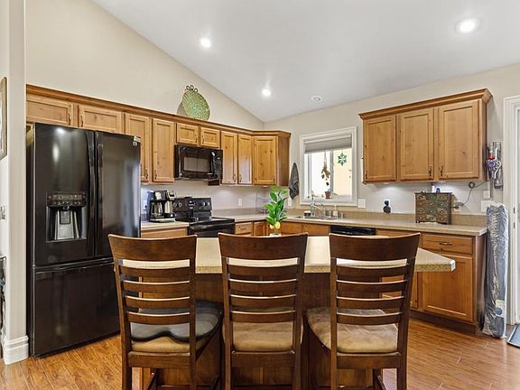 4th image of 3335 San Marino Dr