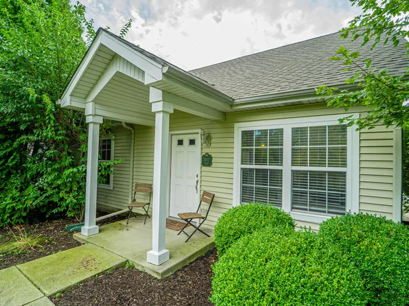 7912 Tyler Cir, Merrillville, IN 46410