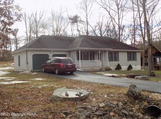 240 Bromley Rd, Henryville, PA 18332