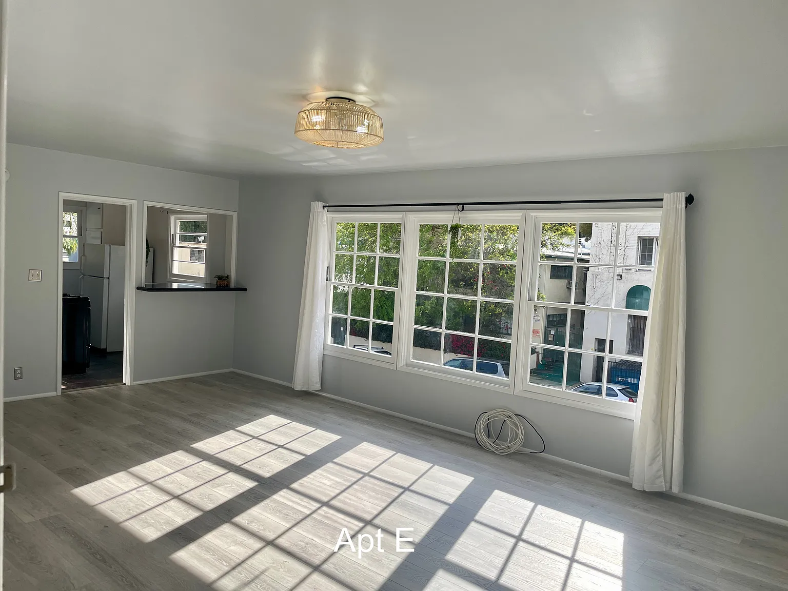 Studio, 550 sqft, $1,675 — Photo 1