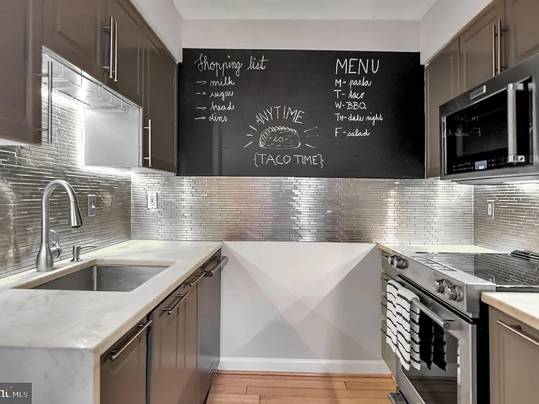1308 Clifton St NW #210 — Photo 12