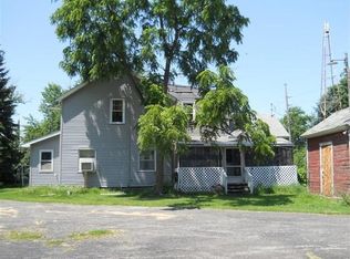 951 N 100 W, Chesterton, IN 46304