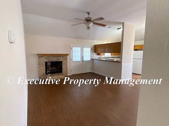 4th image of 917 Whirlaway Dr