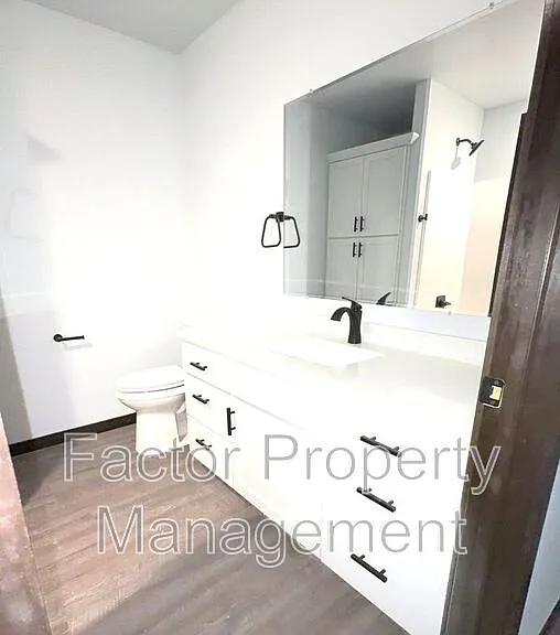3108 Noble Dr — Photo 6