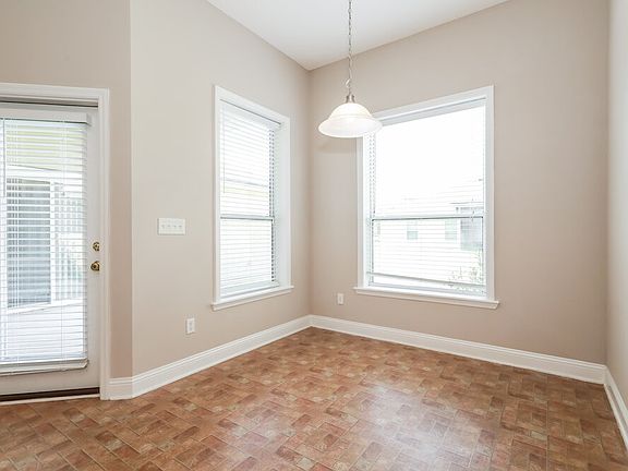 5th image of 6664 Stanton Hills Ct