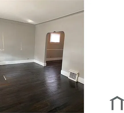 18038 Norwood St — Photo 2