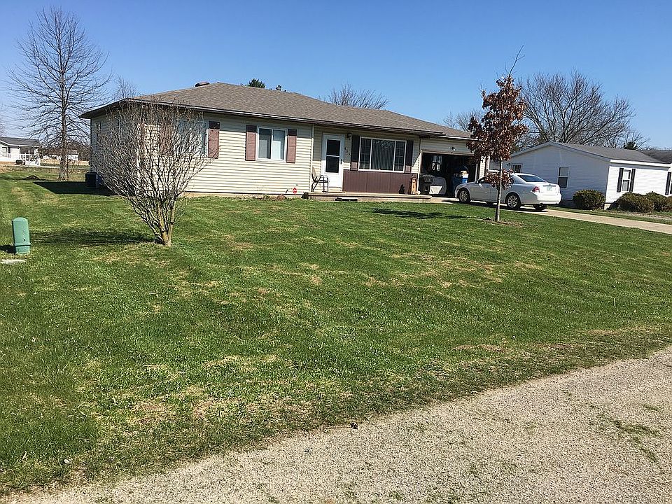 2nd image of 425 Gerald St