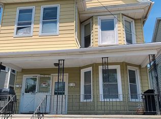 83 Thomas St #1, West Haven, CT 06516