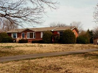 8639 Old Charlotte Pike, Pegram, TN 37143