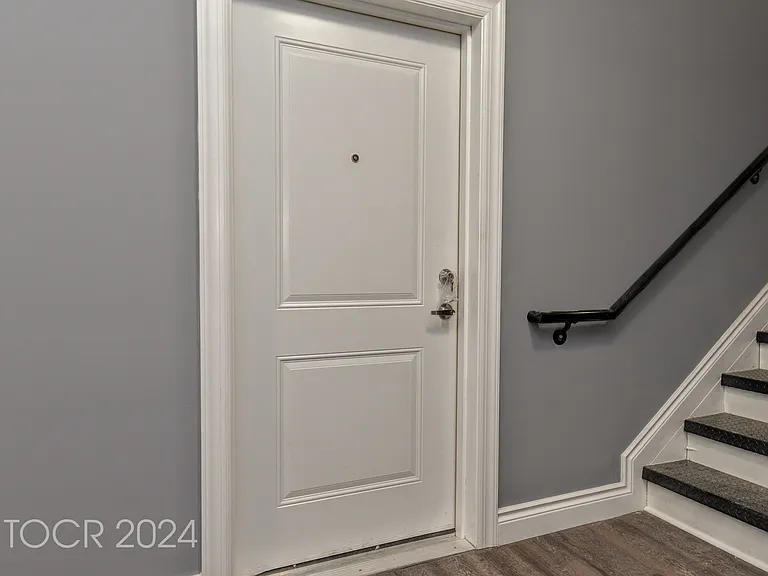 164-168 Atlantic St #303 — Photo 2