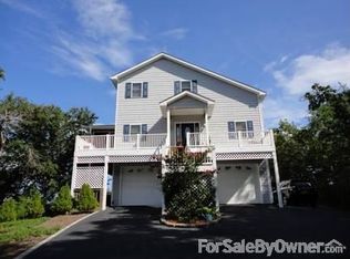 7003 Sound Dr, Emerald Isle, NC 28594