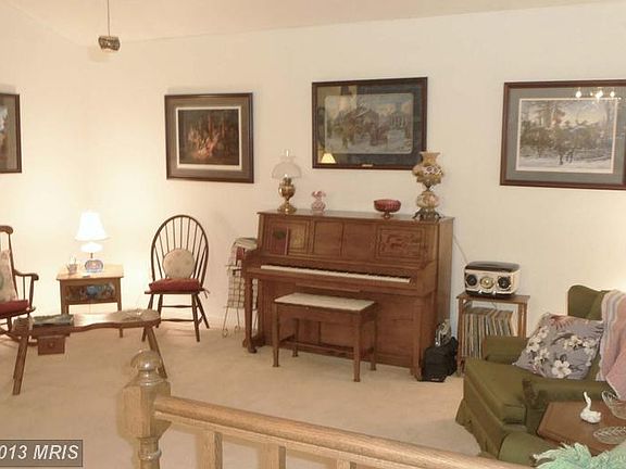4th image of 8648 Bannerwood Dr