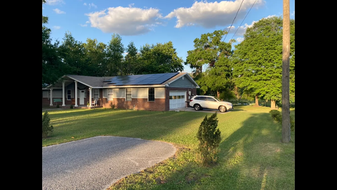 3 bed, 1666 sqft, $2,200 — Photo 1