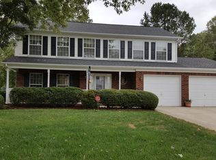 8503 Beldegreen Ct, Charlotte, NC 28216