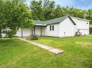 911 S Haney St, Effingham, IL 62401