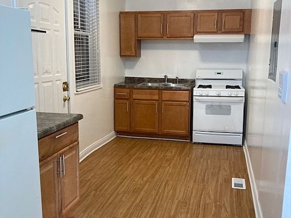 2nd image of 1501 N Kolin Ave #1