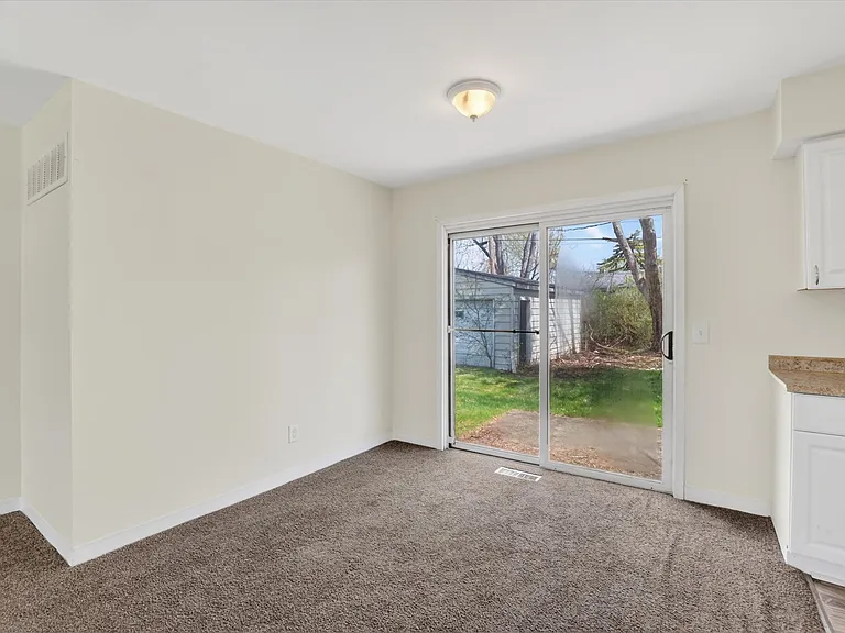 3502 Ridgecliffe Dr — Photo 15